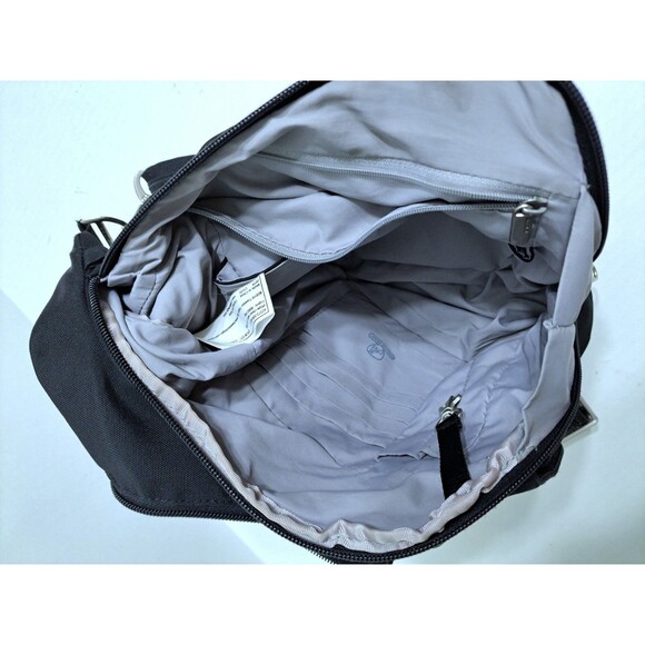 Travelon Classic Antitheft Crossbody Bag Black Messenger Carry On Pack Sling - Picture 8 of 10